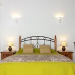 Prázdninový dům Diane Luxury Ocean Views Pool